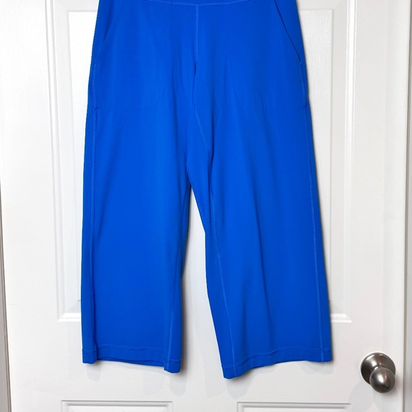 Lululemon Align High-Rise Wide-Leg Cropped Pants in Blue. EUC Size 6 - Picture 2 of 11